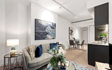 4305/250 Spencer Street