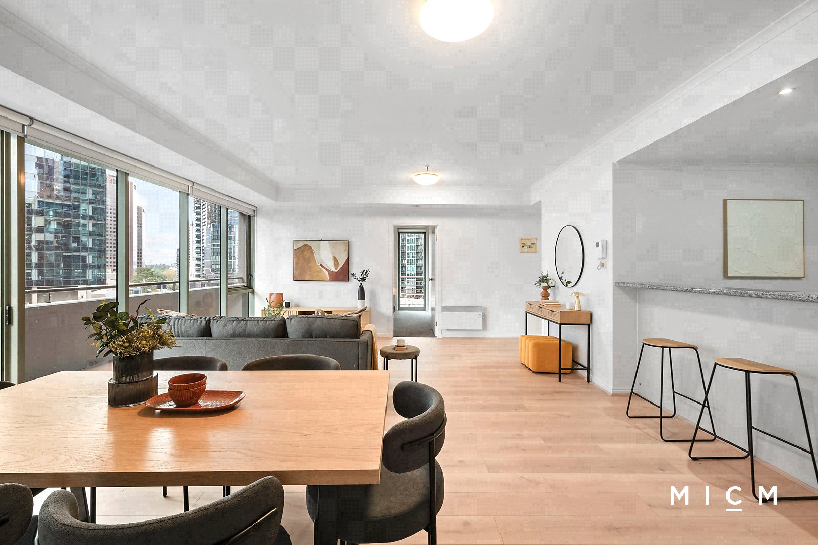 1205/83 Queensbridge Street, Southbank - Thumbnail 3